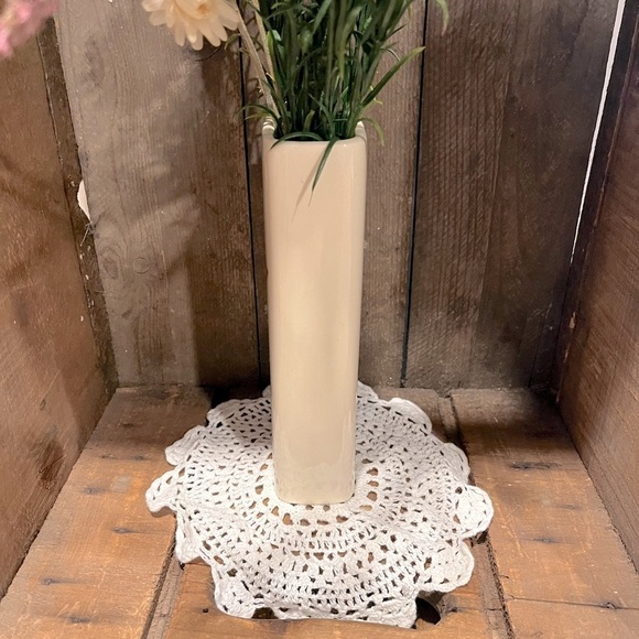 🌷 VASE RECTANGULAIRE FLEURS ROUGES – PIÈCE SIGNÉE - Picture 8 of 10